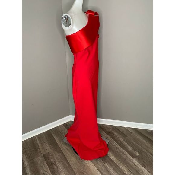 NWT Chiara Boni Kika Ra Ruffled One-Shoulder Trumpet Gown 48(12) $1090 - Picture 9 of 10